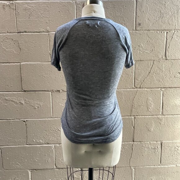 Isabel Marant sheer grey silk/cashmere T-shirt - Picture 6 of 10